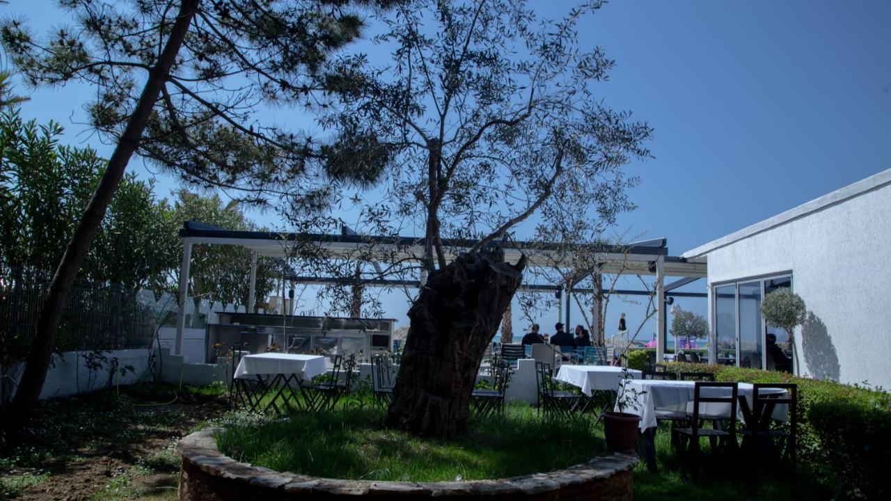 Okej Hotel Golem  Extérieur photo