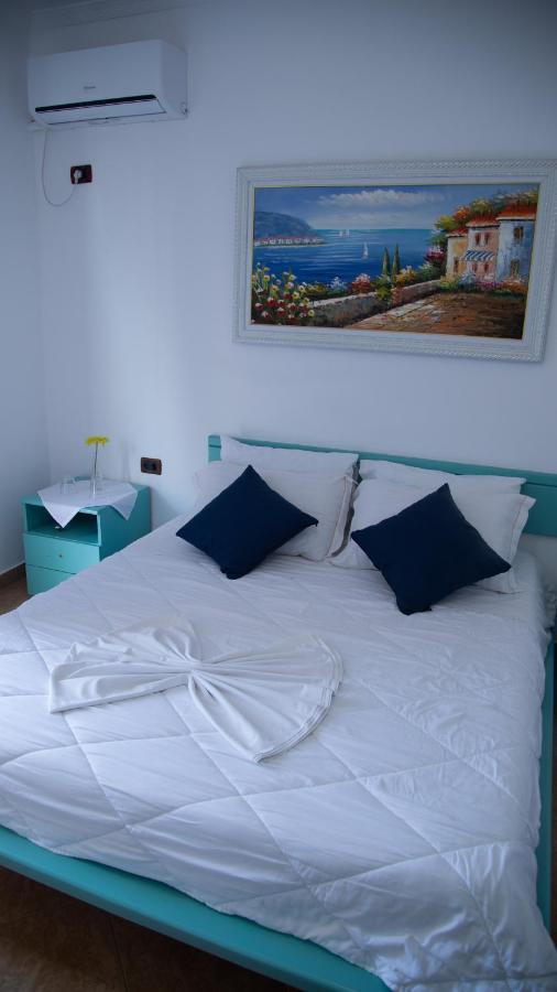 Okej Hotel Golem  Extérieur photo