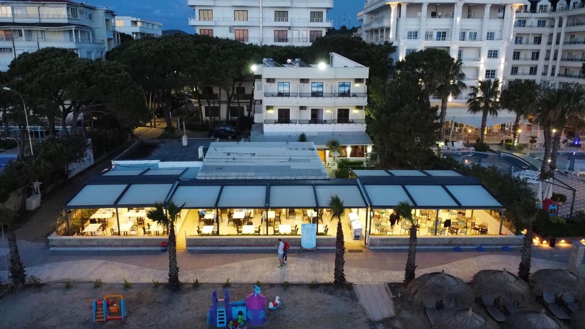 Okej Hotel Golem  Extérieur photo